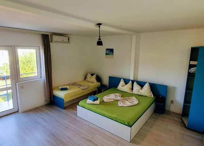 Hostel Delfinul Albastru