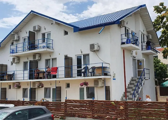Hostel Delfinul Albastru